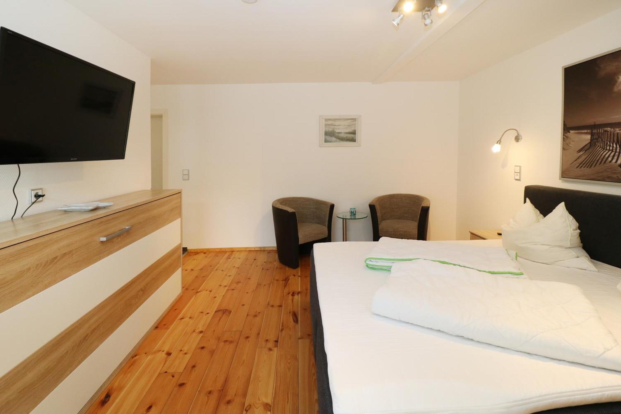 Hotel Wald & Meer Koserow エクステリア 写真