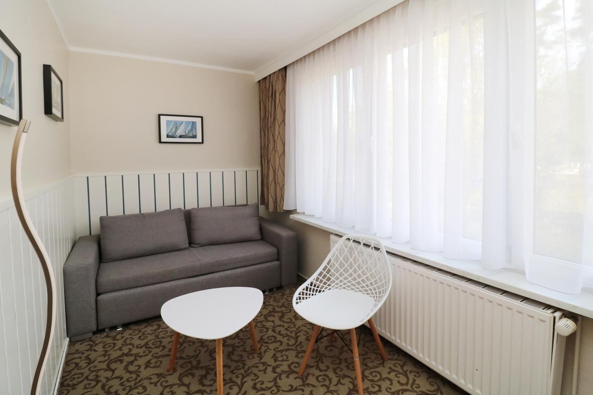 Hotel Wald & Meer Koserow エクステリア 写真