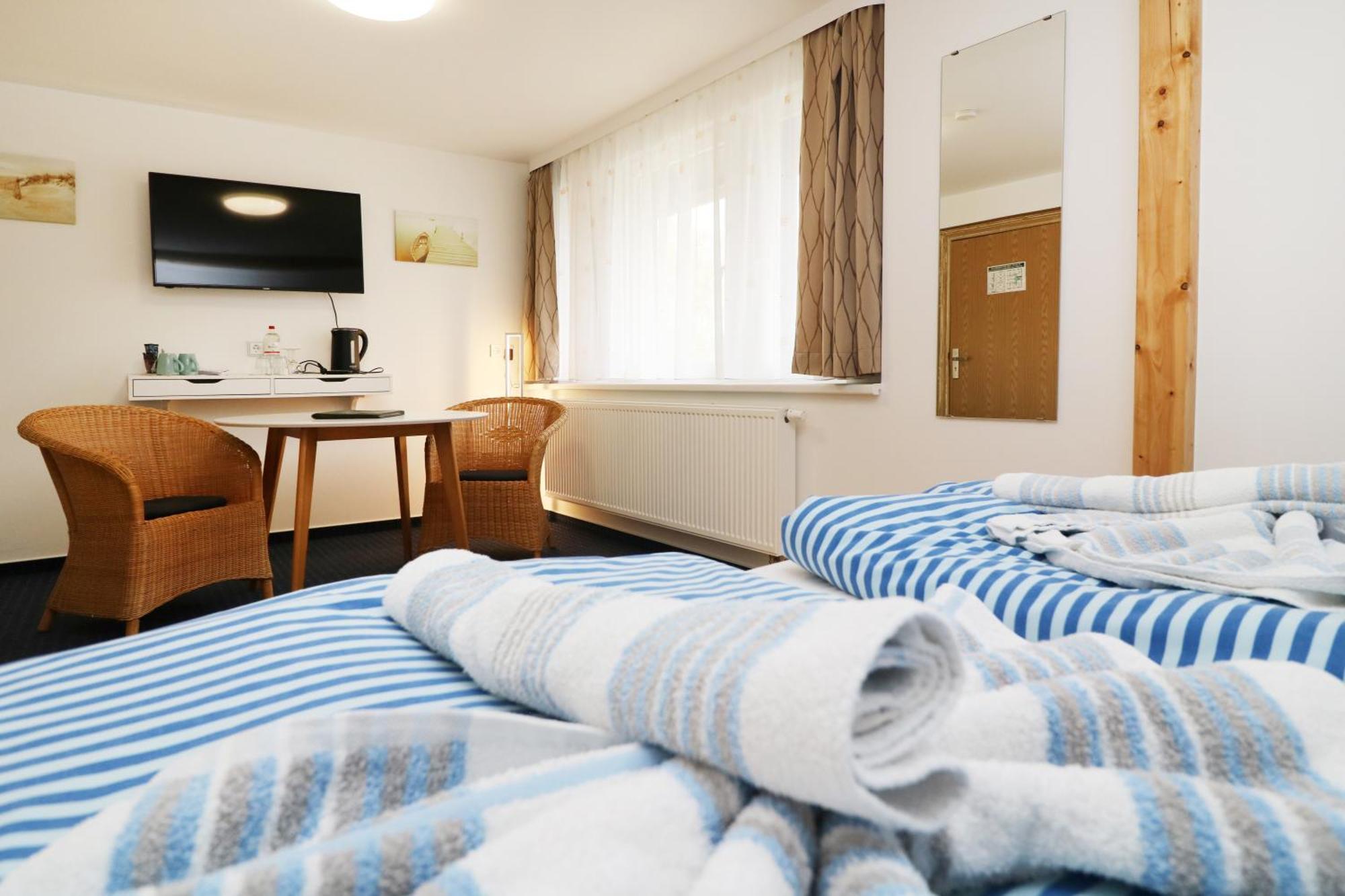 Hotel Wald & Meer Koserow エクステリア 写真