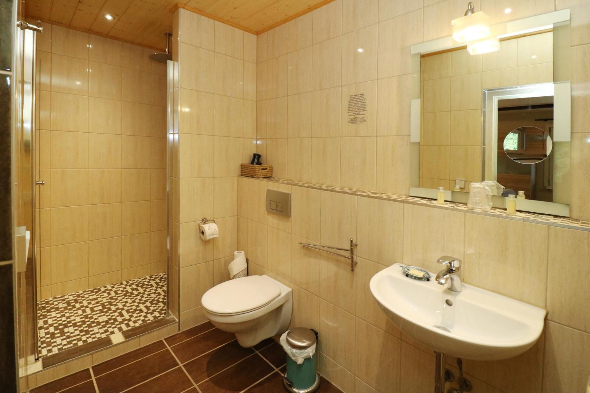 Hotel Wald & Meer Koserow エクステリア 写真
