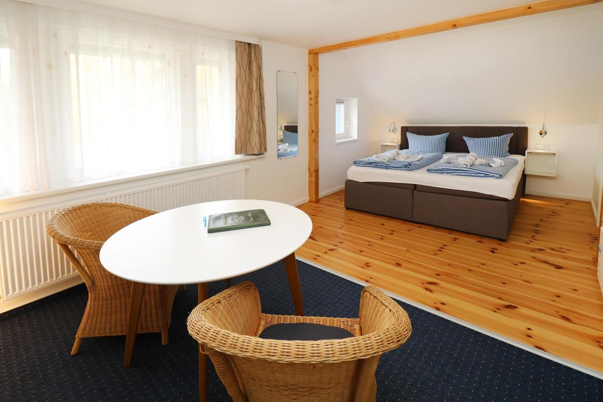 Hotel Wald & Meer Koserow エクステリア 写真